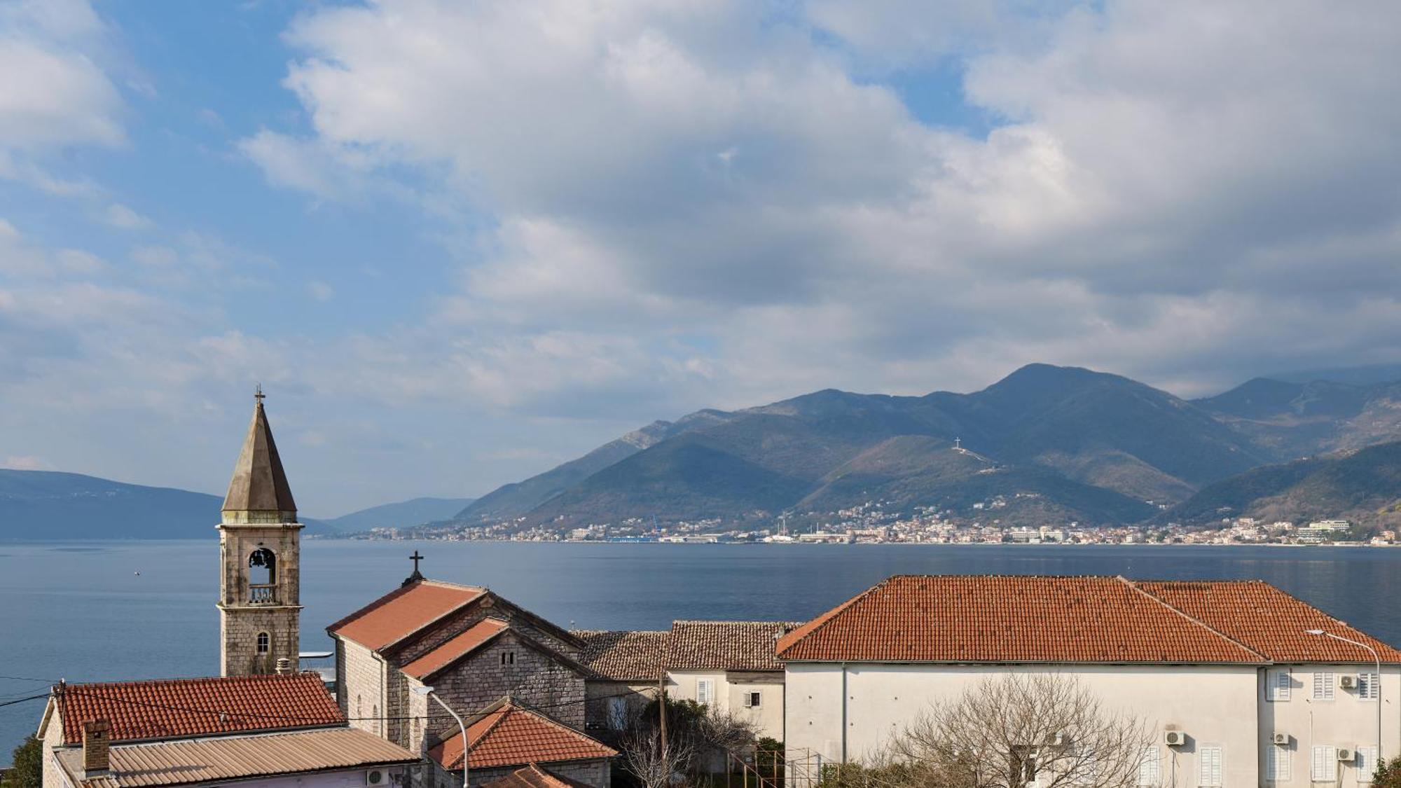 Bayview Apartments Tivat Montenegro Luaran gambar
